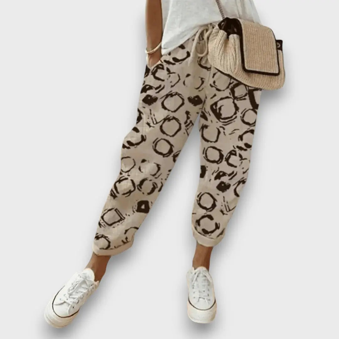 Benia – Airy Leisure Pants with a Feminine Silhouette