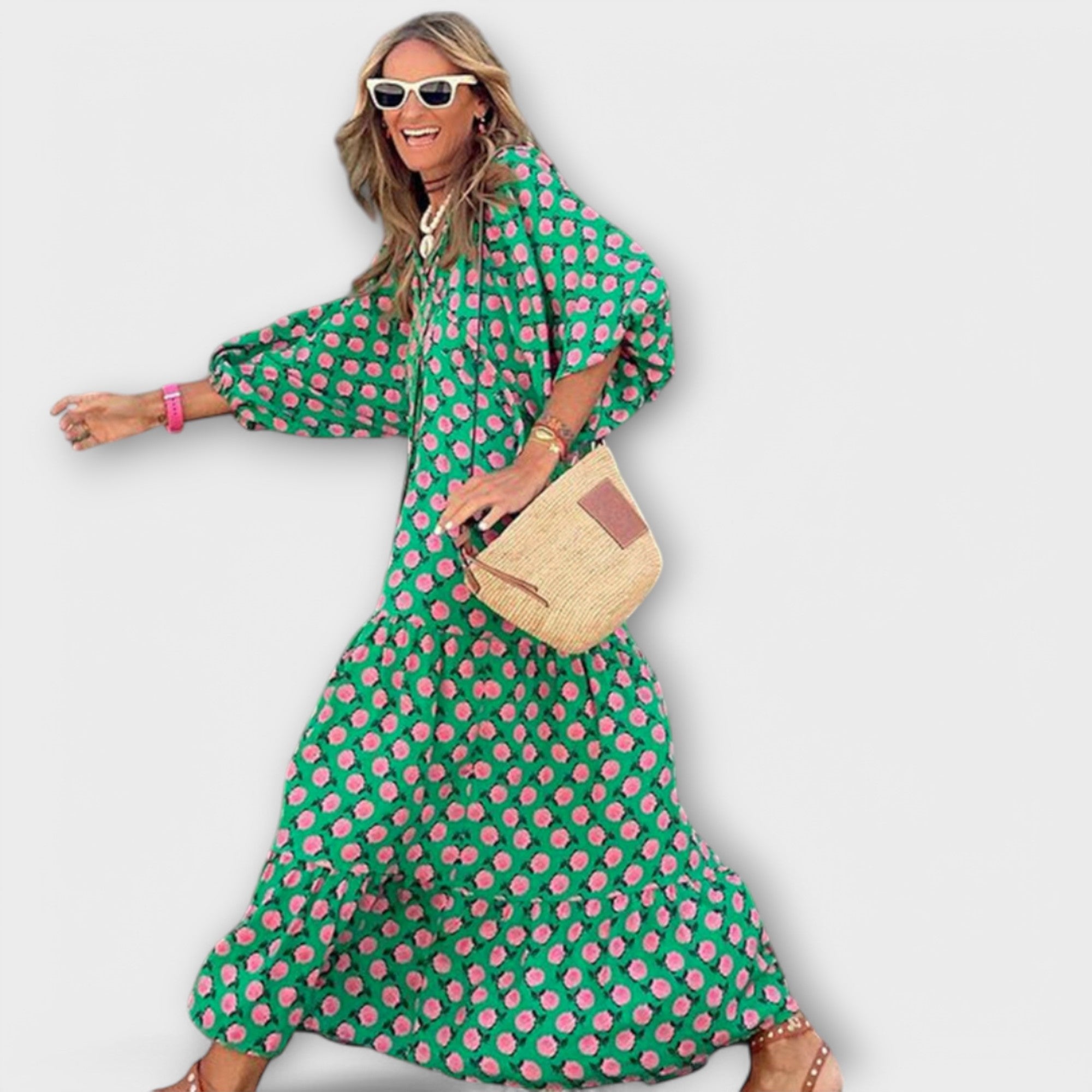 Camila – Maxi Dress with Retro Print and Statement Cut